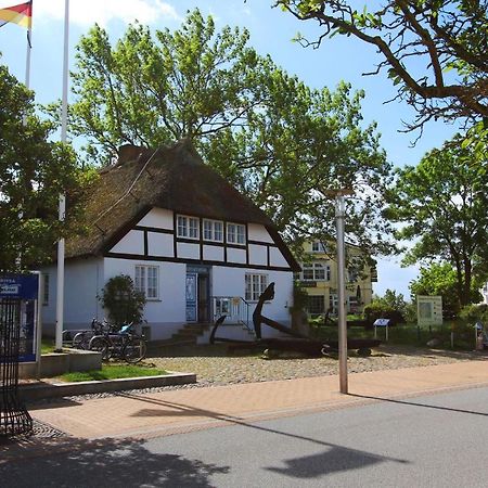 Mit Meerblick Und Balkon, Gratis Nutzung Vom Ahoi Erlebnisbad Und Sauna In Sellin - Meeresblick Fewo 17 Goehren (Ruegen) Exterior foto